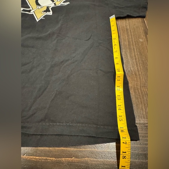 Pittsburg Penguins Sidney Crosby NHL Hockey T-Shirt - Picture 7 of 7